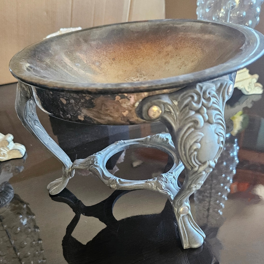 Vintage WM. A. Roger's 8" silver plated open chafing dish on stand - Picture 6 of 10